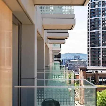아파트 Metropolis Urban Nest *